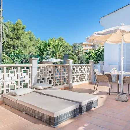 Nura Condor מלון 3*