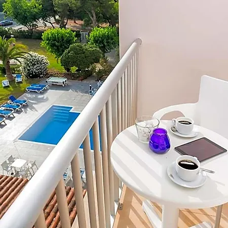 Nura Condor Hotel