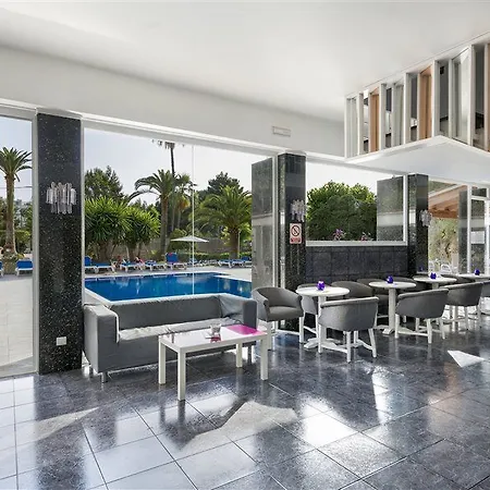 מלון Nura Condor