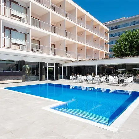 Szálloda Nura Condor 3*