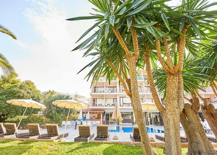 Hotel Nura Condor 3*